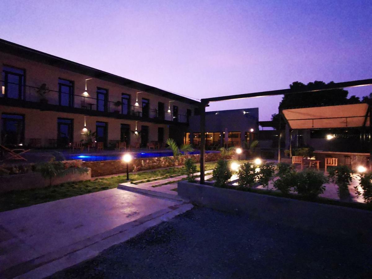 Au Bord De L'Eau Hotel Bamako Kültér fotó