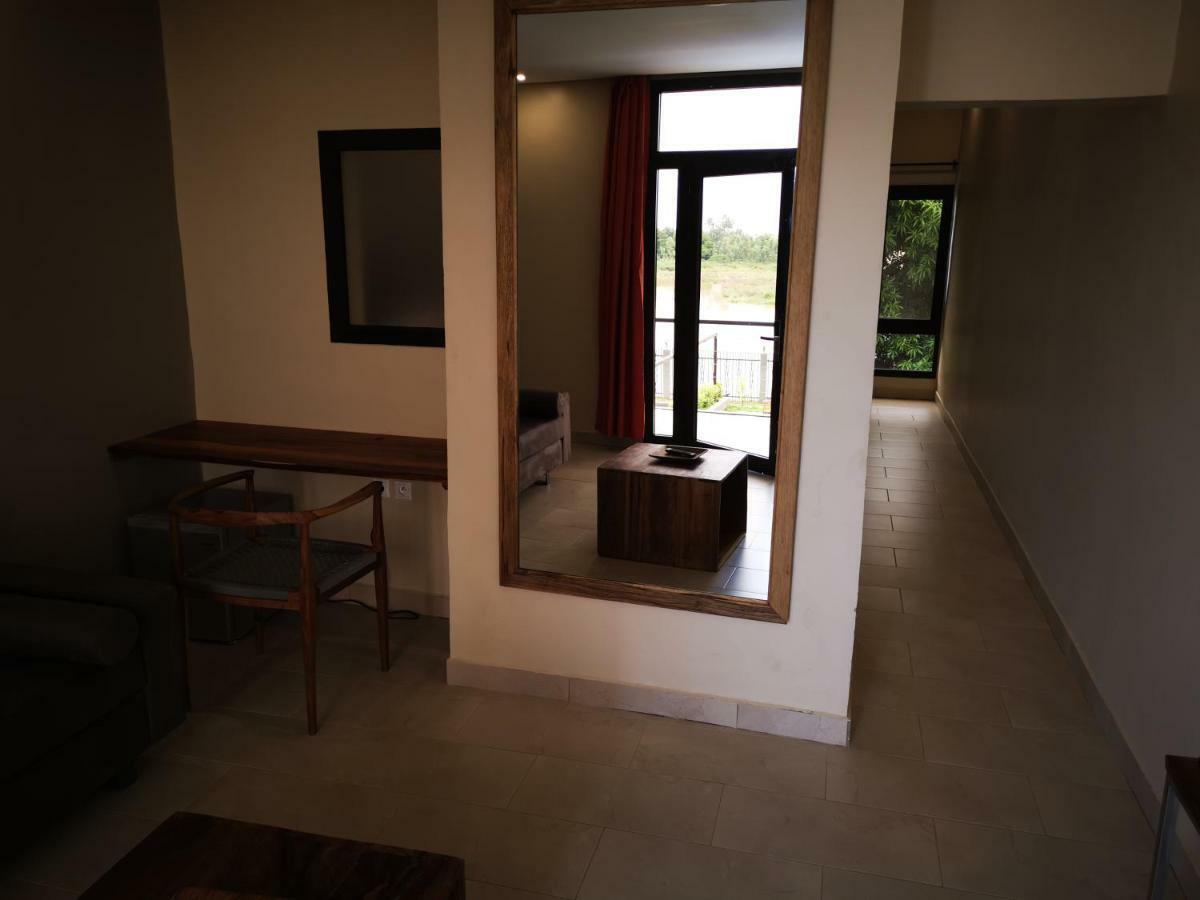 Au Bord De L'Eau Hotel Bamako Kültér fotó